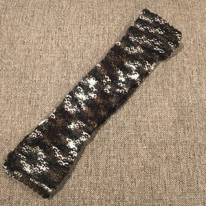 Color-blocked leg warmers